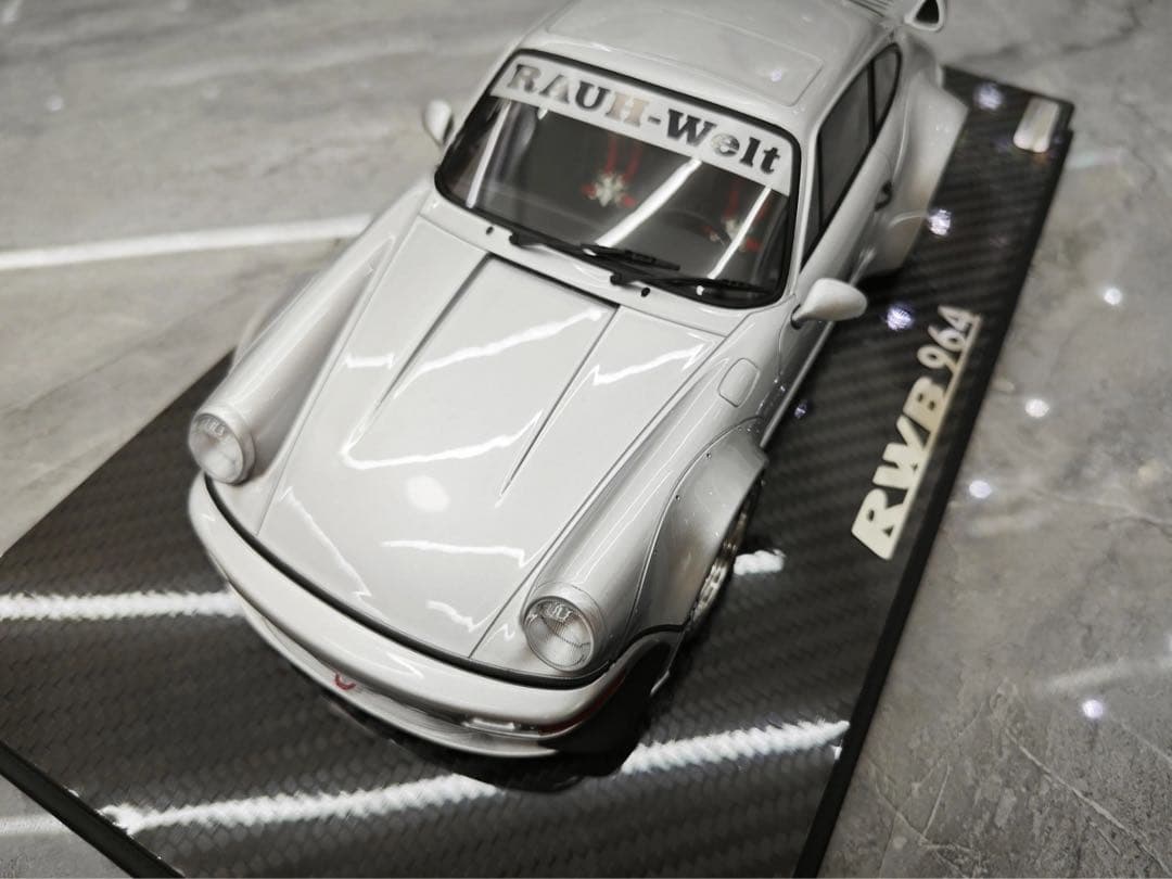 TGM モデル 1/18 ポルシェ 964 RWB シルバー ミニカー