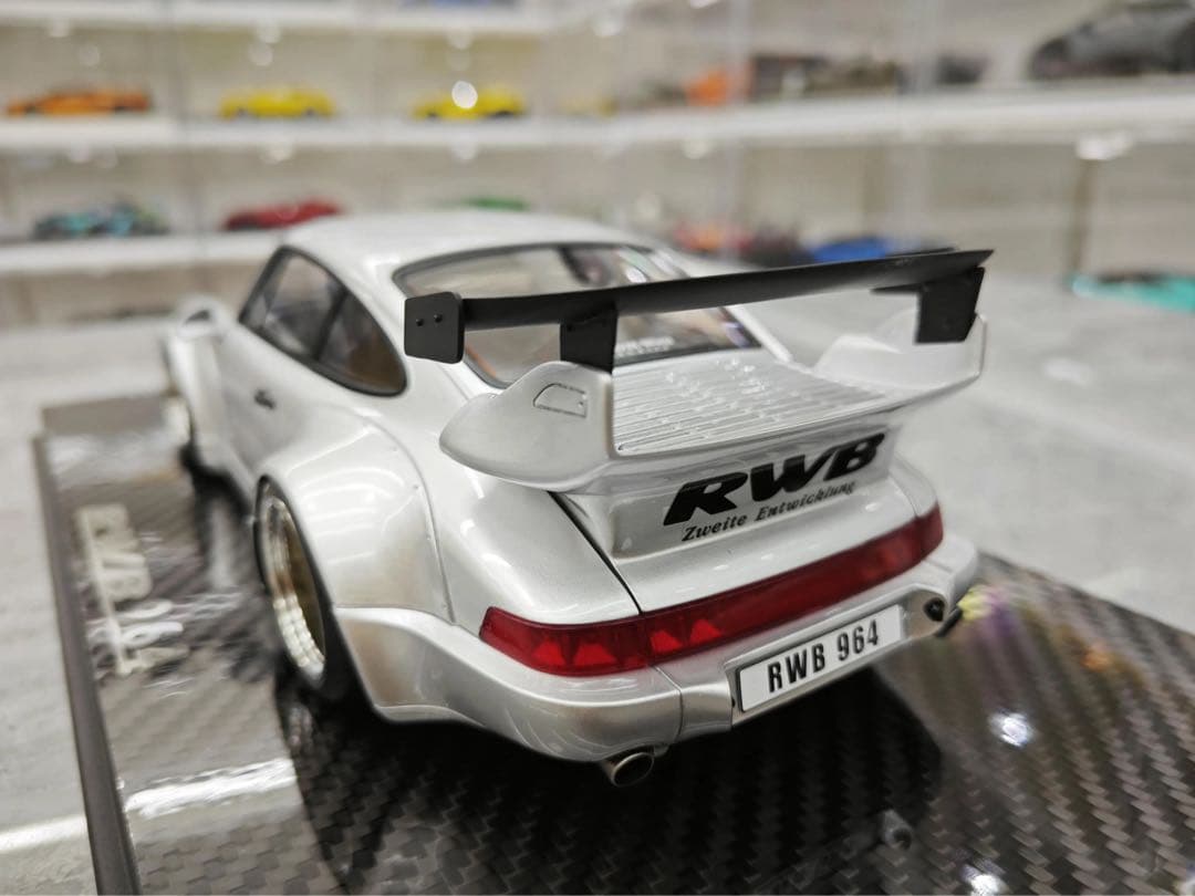 TGM モデル 1/18 ポルシェ 964 RWB シルバー ミニカー