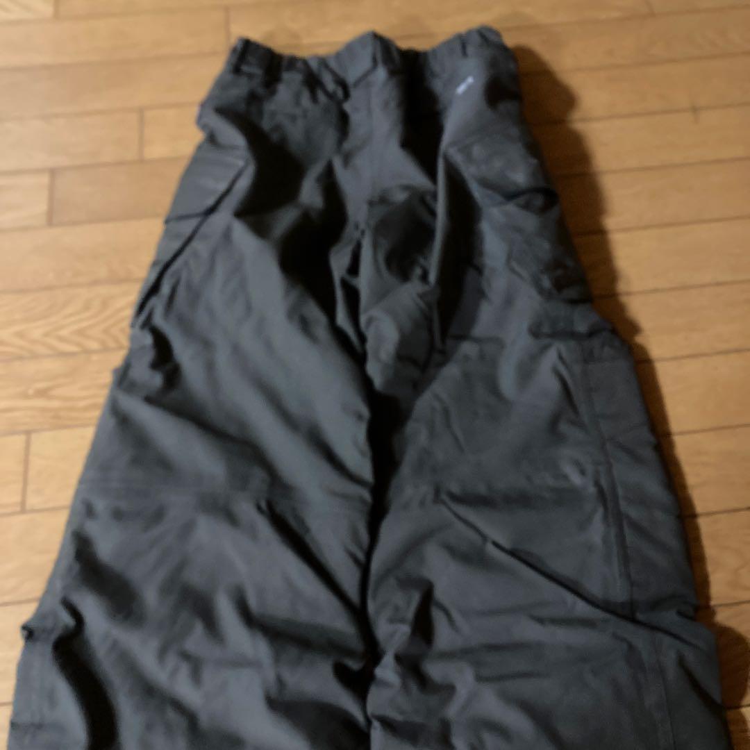 patagonia 子ども用スキーウェア オリーブグリーン　サイズM（10）