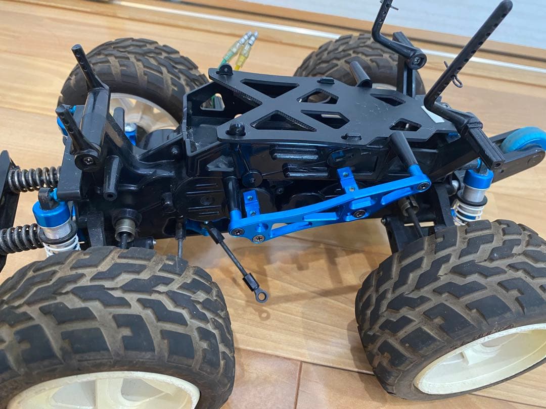 タミヤ GF01 シャーシ コミカルアバンテ　オリジナル塗装　オプション多数