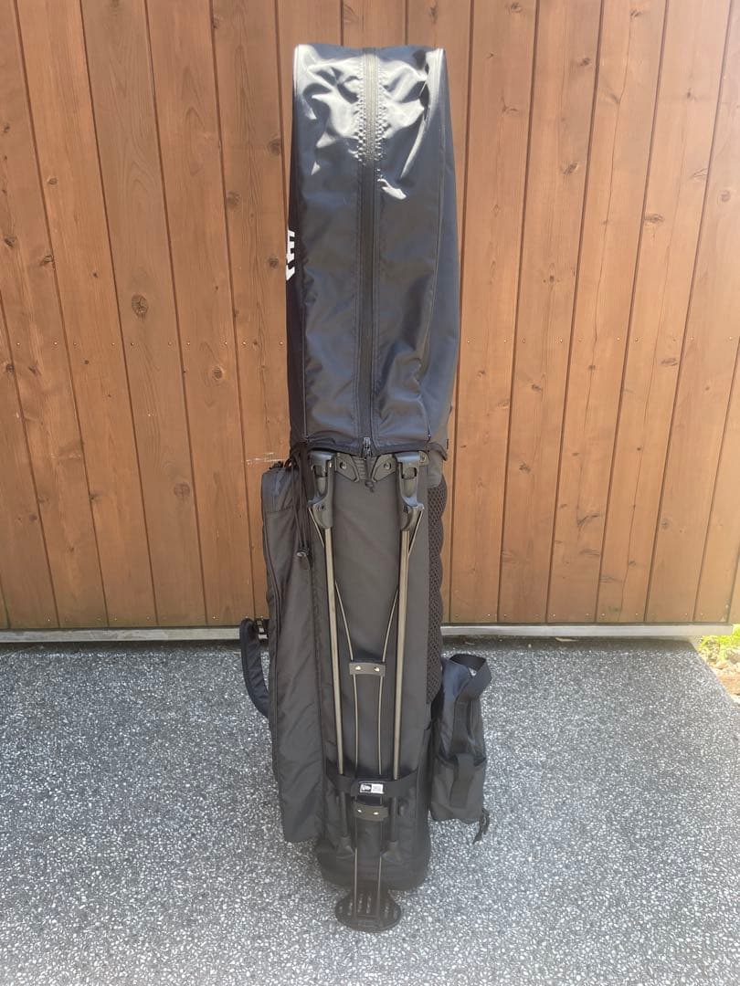 NEW ERA ブラックキャディバッグ スタンド付き