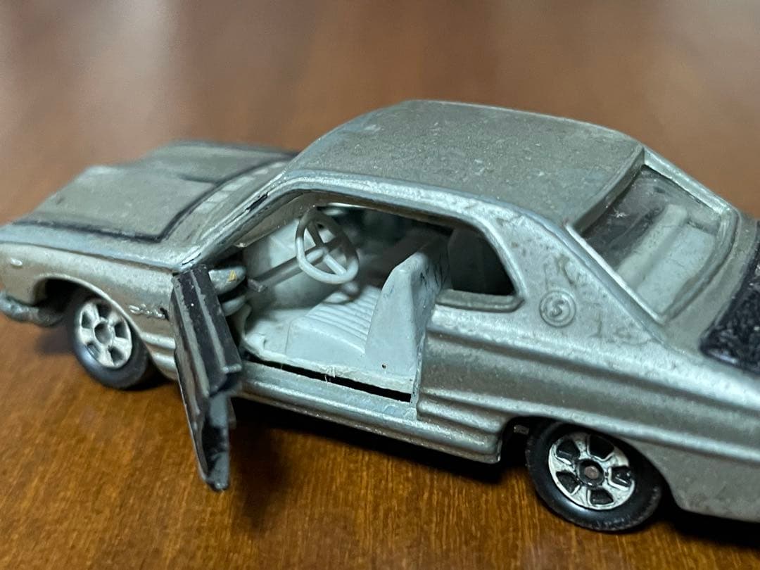 トミカ 日本製 1Aホイール スカイライン HT 2000 GT ハコスカ