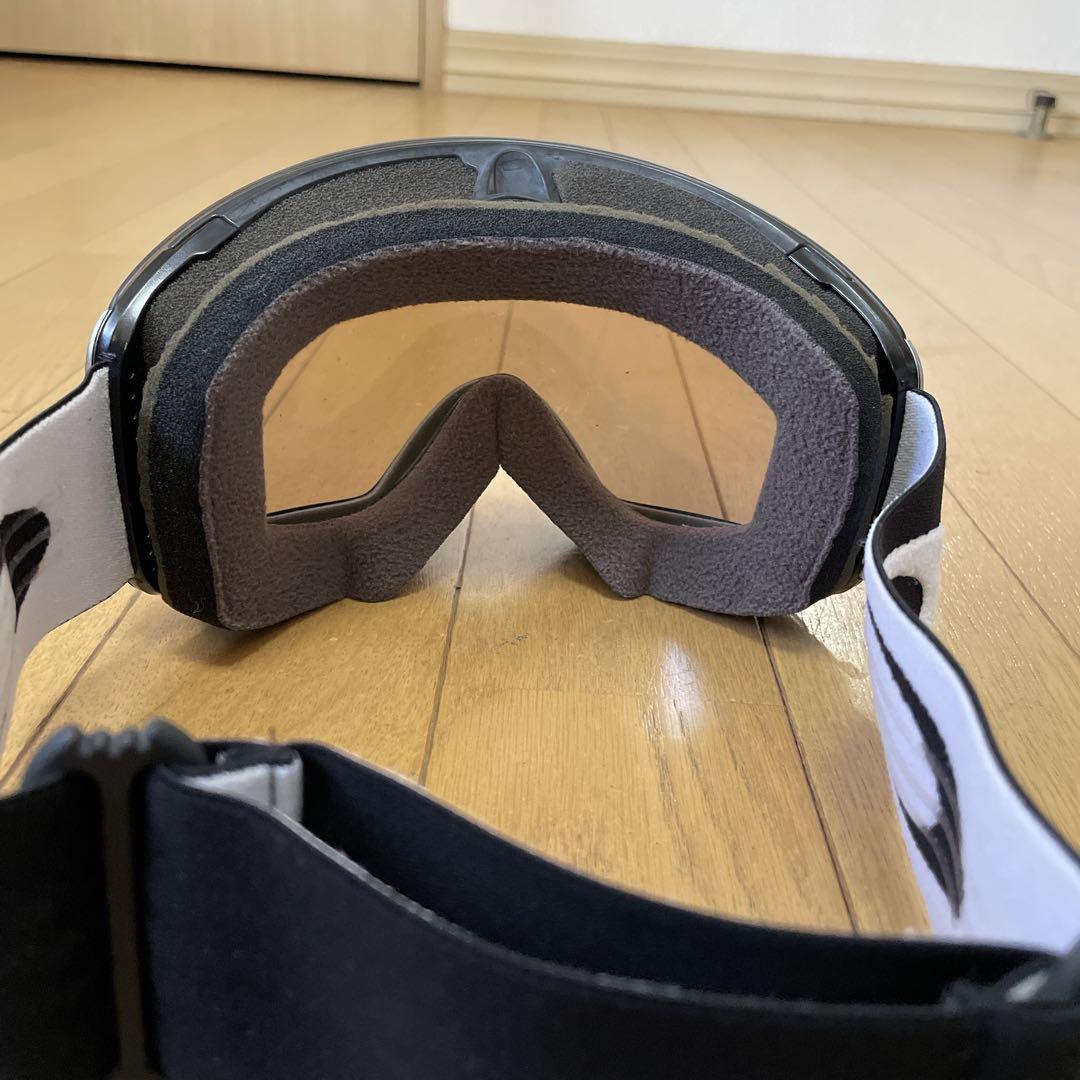 オークリー Flight Deck L スノーゴーグル中古　PRIZM Rose
