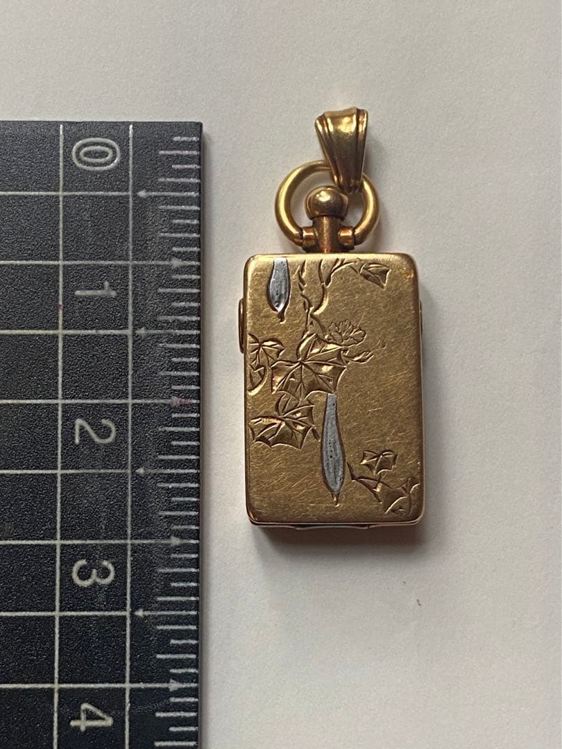 K18 ペンダントトップ　ロケットペンダント　印鑑