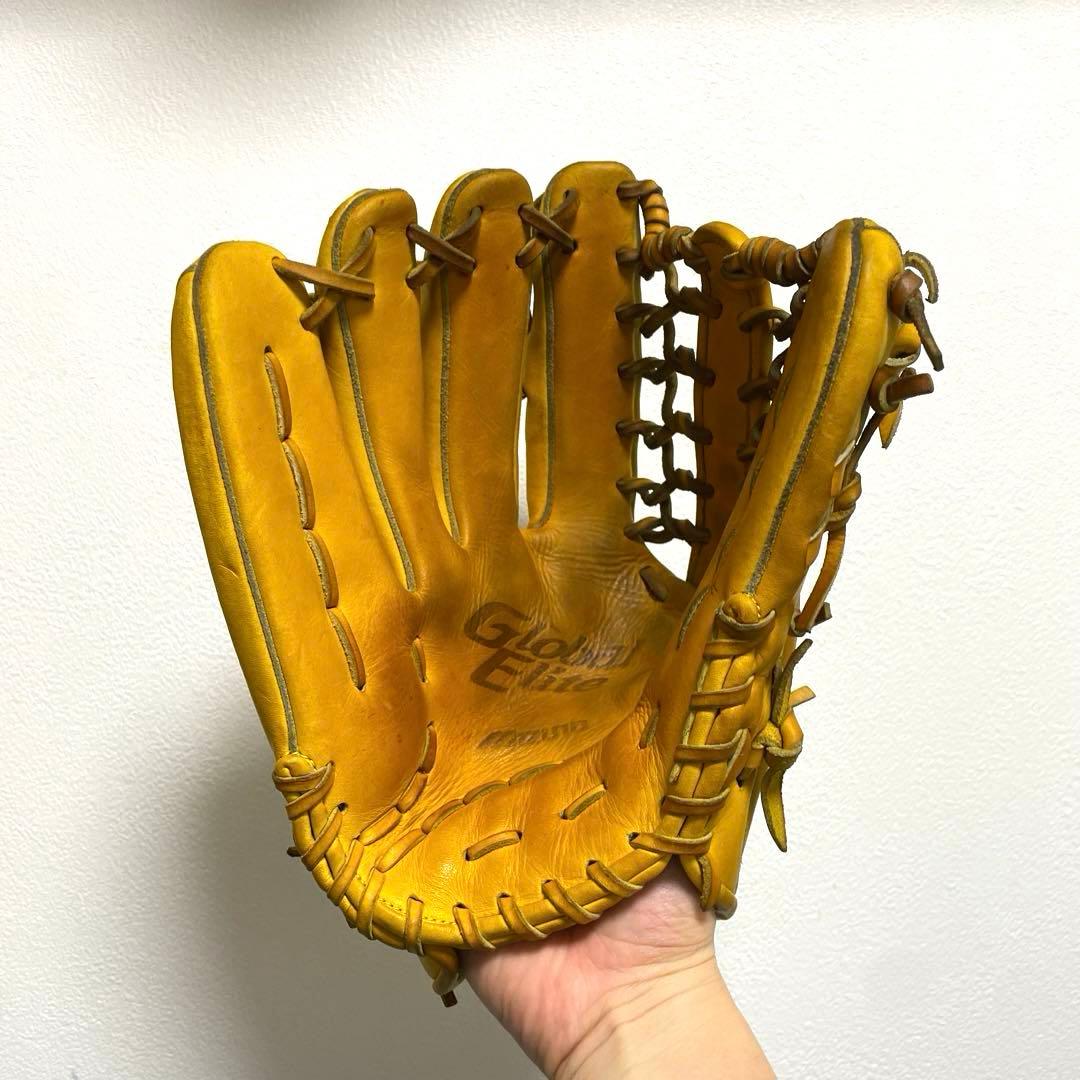 ミズノ グローバルエリート 型抜群 即戦力 軟式　外野手用グローブ 左投げ