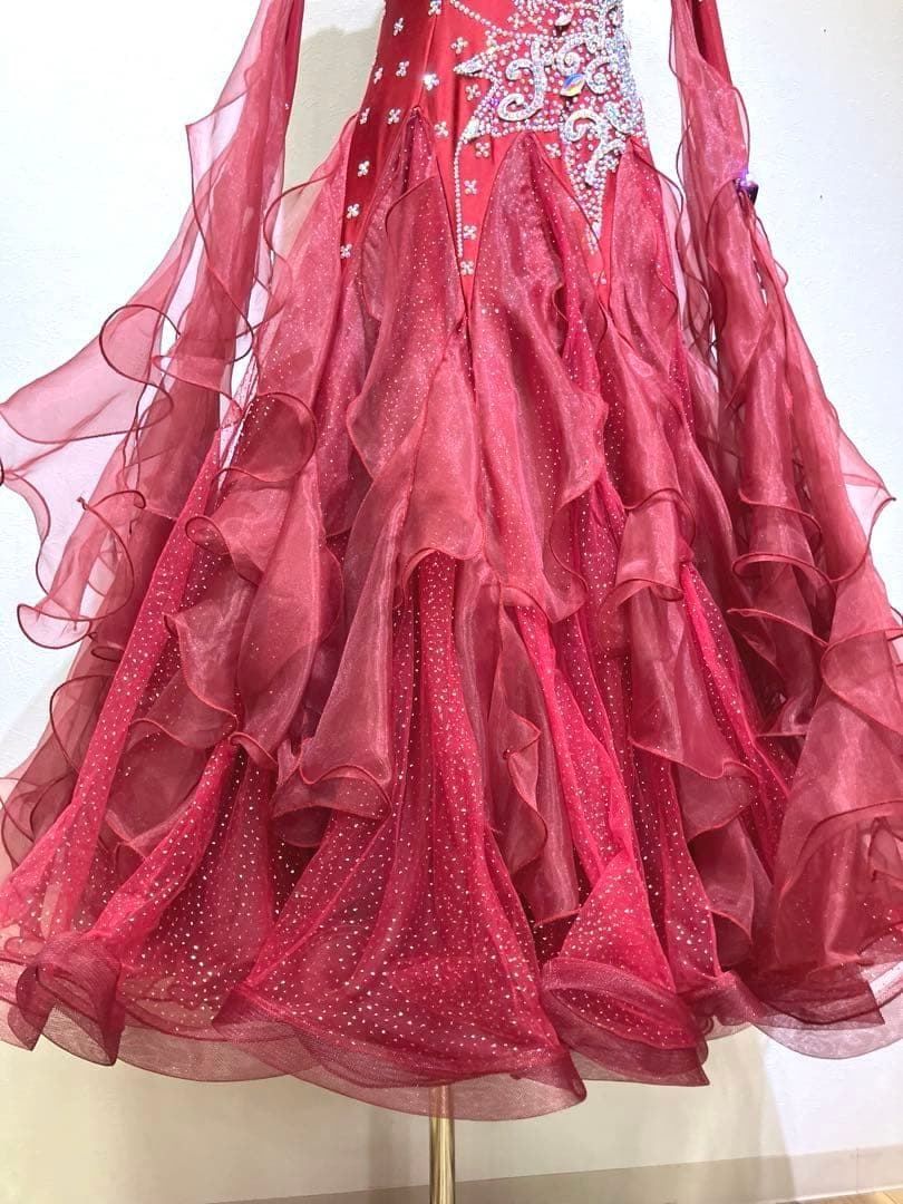 社交ダンス　スタンダードドレス　モダンドレス　赤　スパンコール