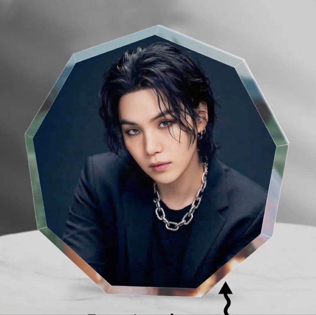 SUGA ユンギ　センイルグッズ アクリルブロックスタンド付き