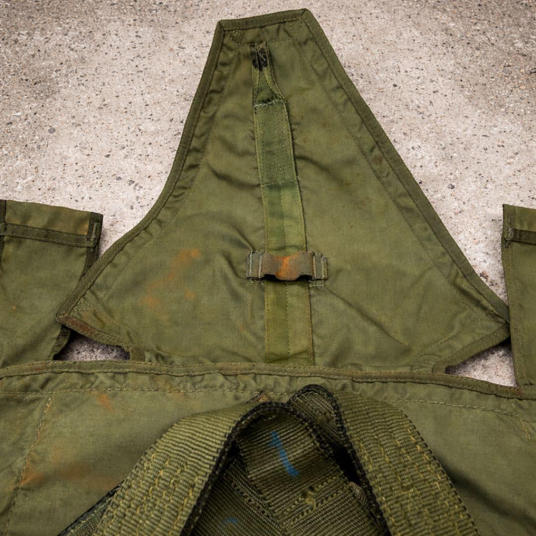 米軍実物 パラシュートハーネス IRVIN AEROSPACE 2004年製