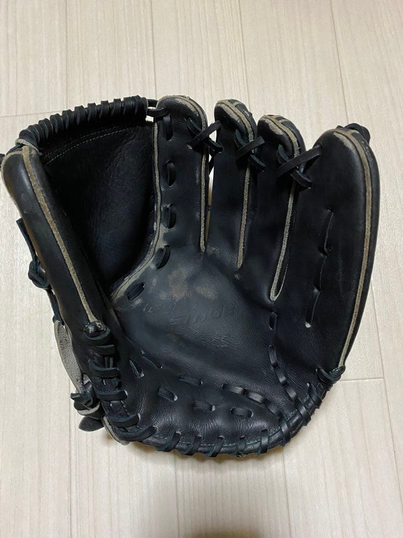 匿名発送　　アシックスゴールドステージ硬式投手用グローブ