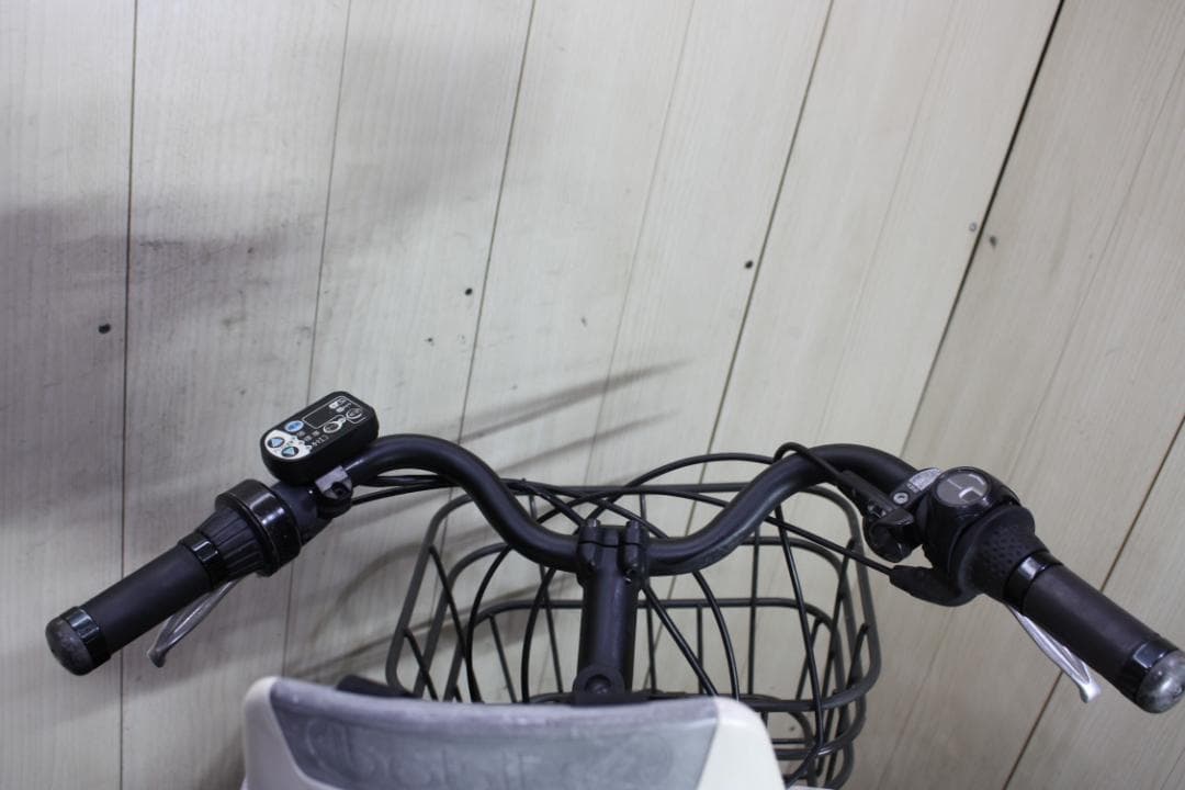 ブリヂストン bikke e BK0L82 20型大容量8.1AH 3段LED