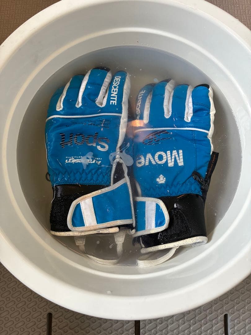 値下げ! ゴールドウィン GOLDWINスキーウェア上下Sサイズ クリーニング済