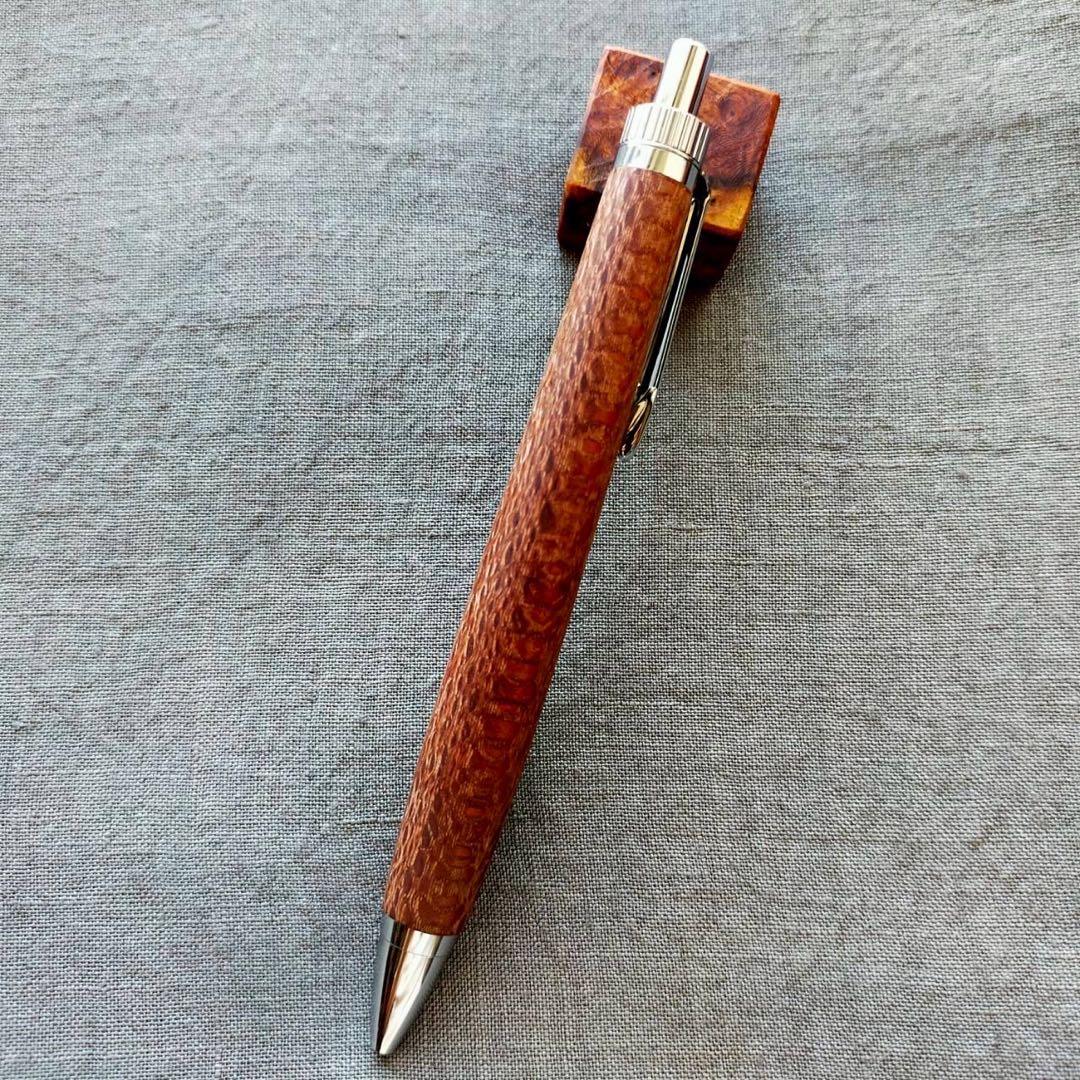 ハワイアンマカデミアナッツ　ハンドメイド　木軸ボールペン　G2　天然木　シルバー