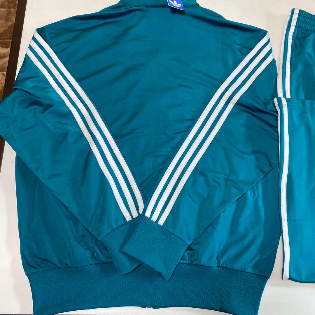 2月限定【新品未使用】アディダスオリジナルストラックトップ ジャージ 上下