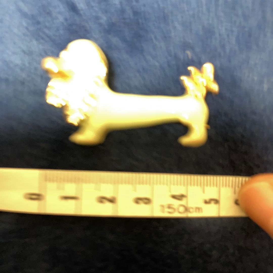 英国アンティーク 犬ブローチ 陶器orガラス製 ダックスフンド 希少