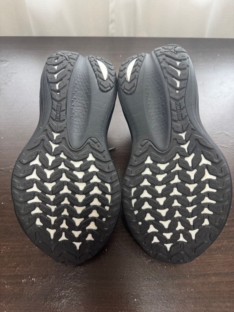 Puma magmax nitro メンズ25.5cm