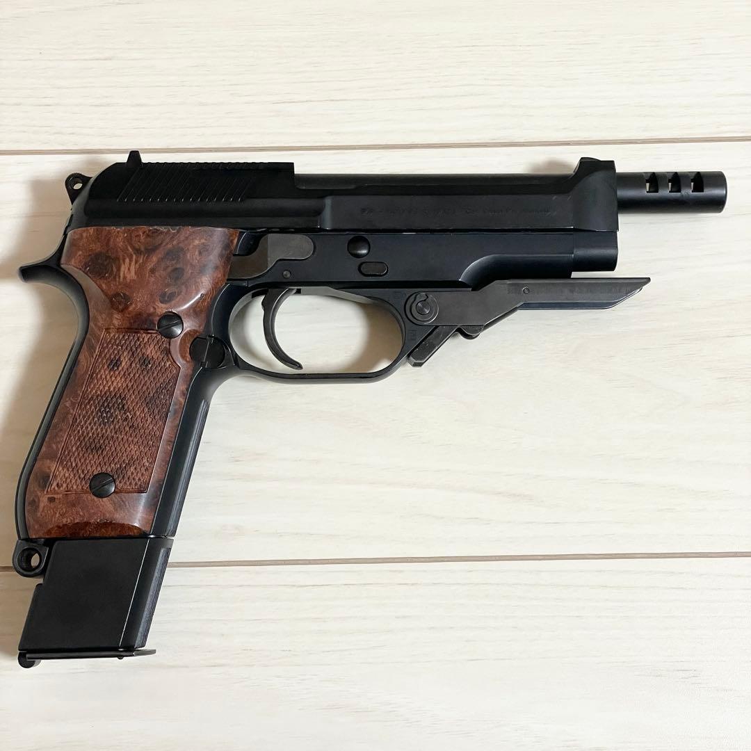 モデルガン　ハンドガン　トイガン　M9　木製　ブラック　エアガン　サバゲー