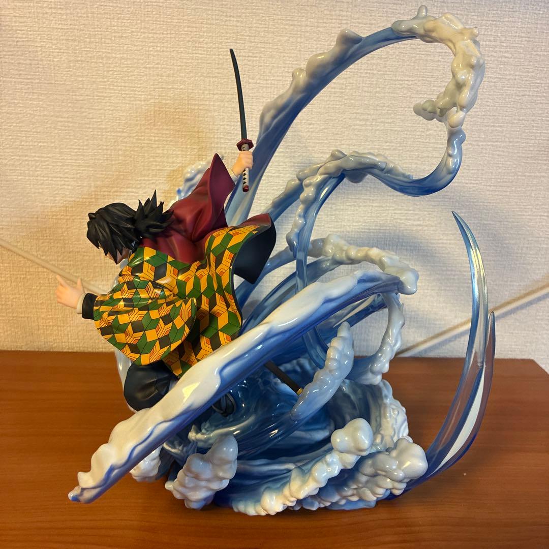 Bellfine冨岡義勇 DX Ver. 1/8 完成品フィギュア