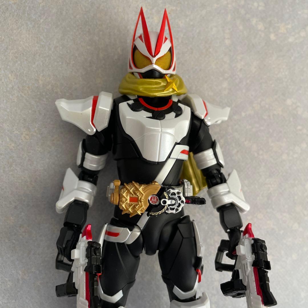 S.H.Figuarts仮面ライダーギーツフィーバーマグナムフォーム
