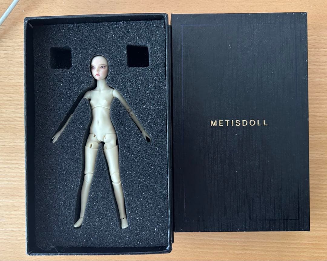 中国産　ミニbjdドール　少女12cm 2体