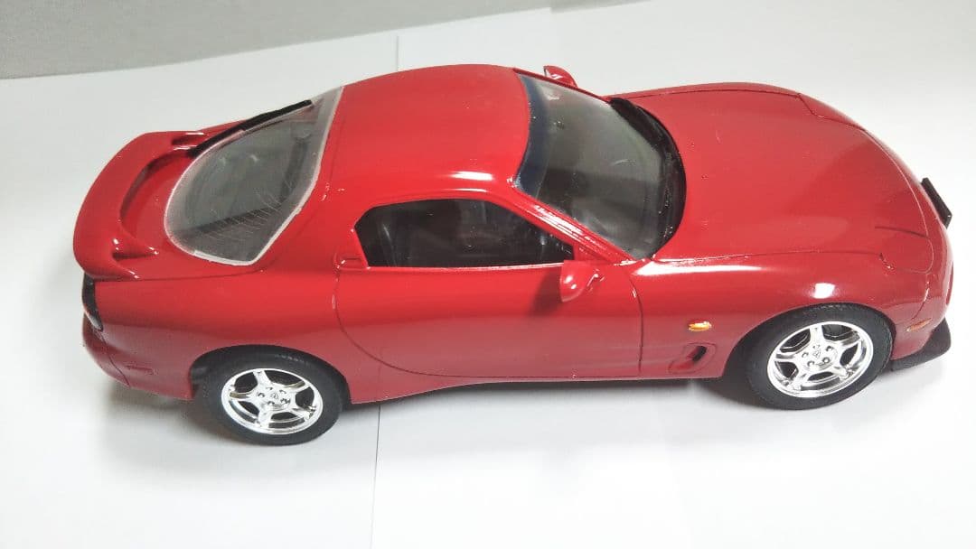 1/24スケール、アンフィニRX-7完成品