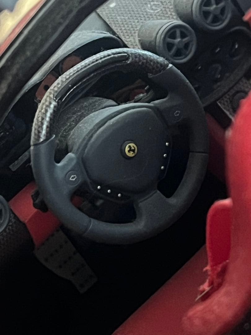 Ferrari LaFerrariの1/10スケールモデル