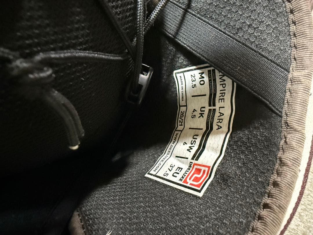 スノーボード DEELUXE EMPIRE LARA23.5cm