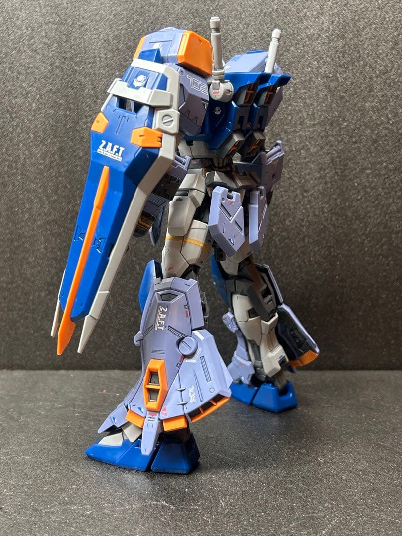 MG デュエルガンダム　アサルトシュラウド　完成品　ジャンク品