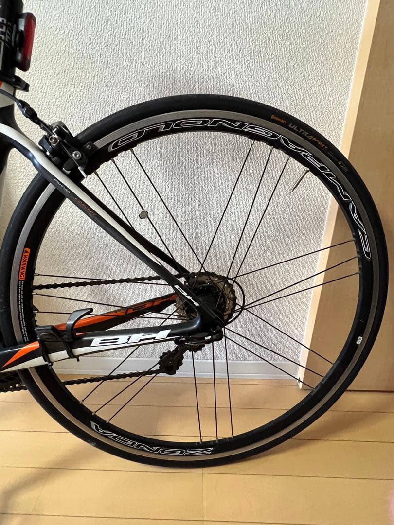 BH Prizma 2012 ロードバイク　105 440サイズ　カンパ　ゾンダ