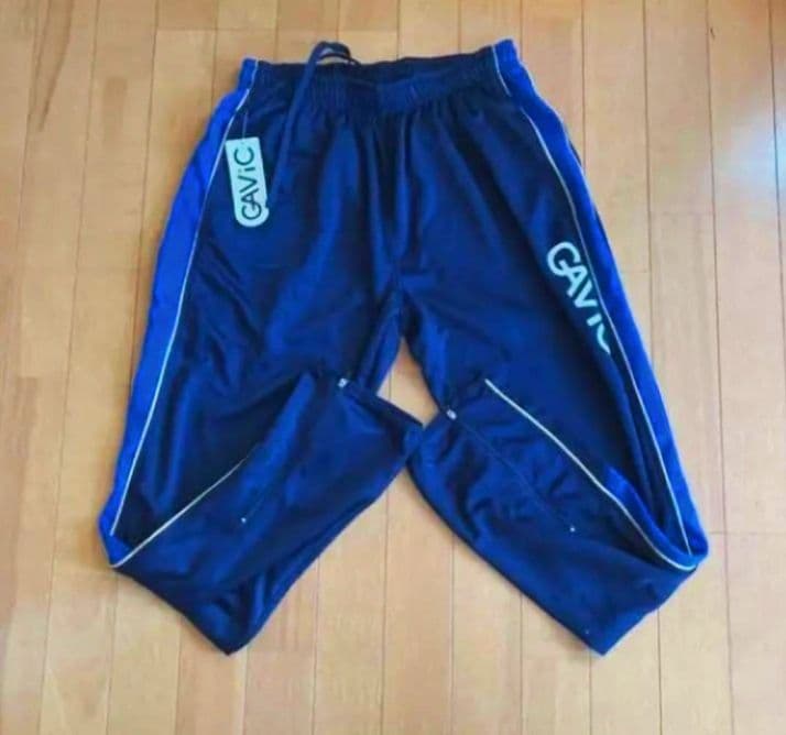 【新品未使用】サッカー部トレーニングウェアとピステウェア　南山大学　XL