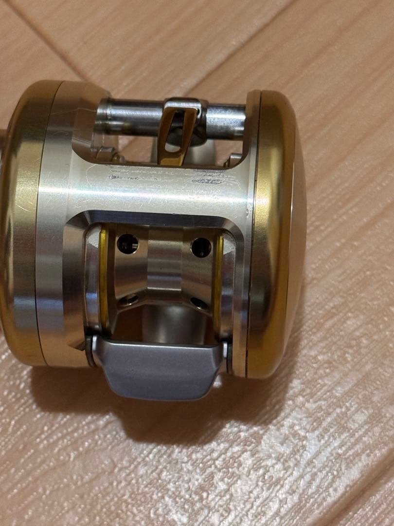 ダイワ　ミリオネア CV-Z 205L《値下げ⭐︎早い者勝ち》