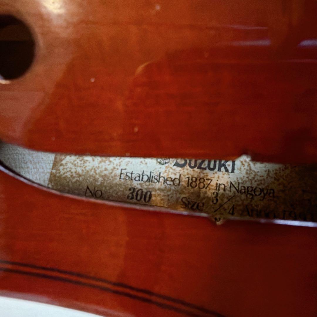 良品 SUZUKI No.300 3/4 1993年製 肩当て　弓 ケース付