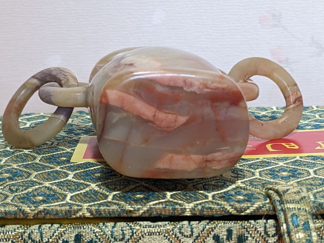 ⭐中国 最上級 巴林石 神獣 自在遊環双耳壺形 玉器 置物飾り 玉石文化 骨董品