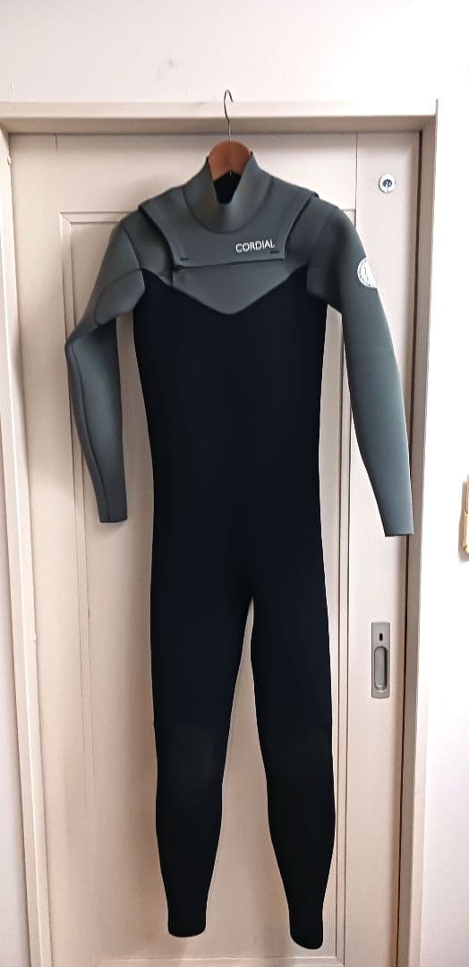 CORDIAL コーディアル 3mm チェストジップ