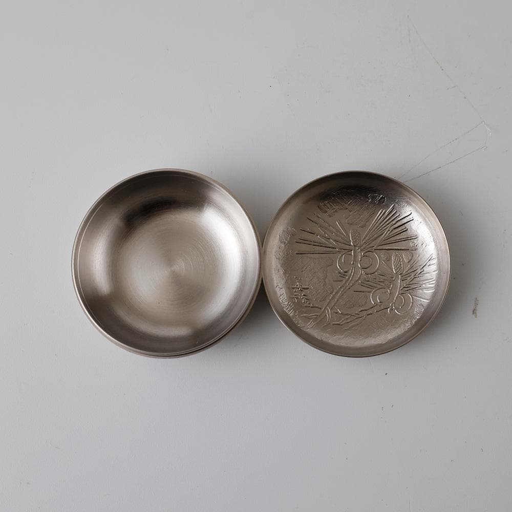 T金工家 帖佐美行 晴若花想 彫金香合 蓋物 共箱 彫刻巨匠 ボンボニエール