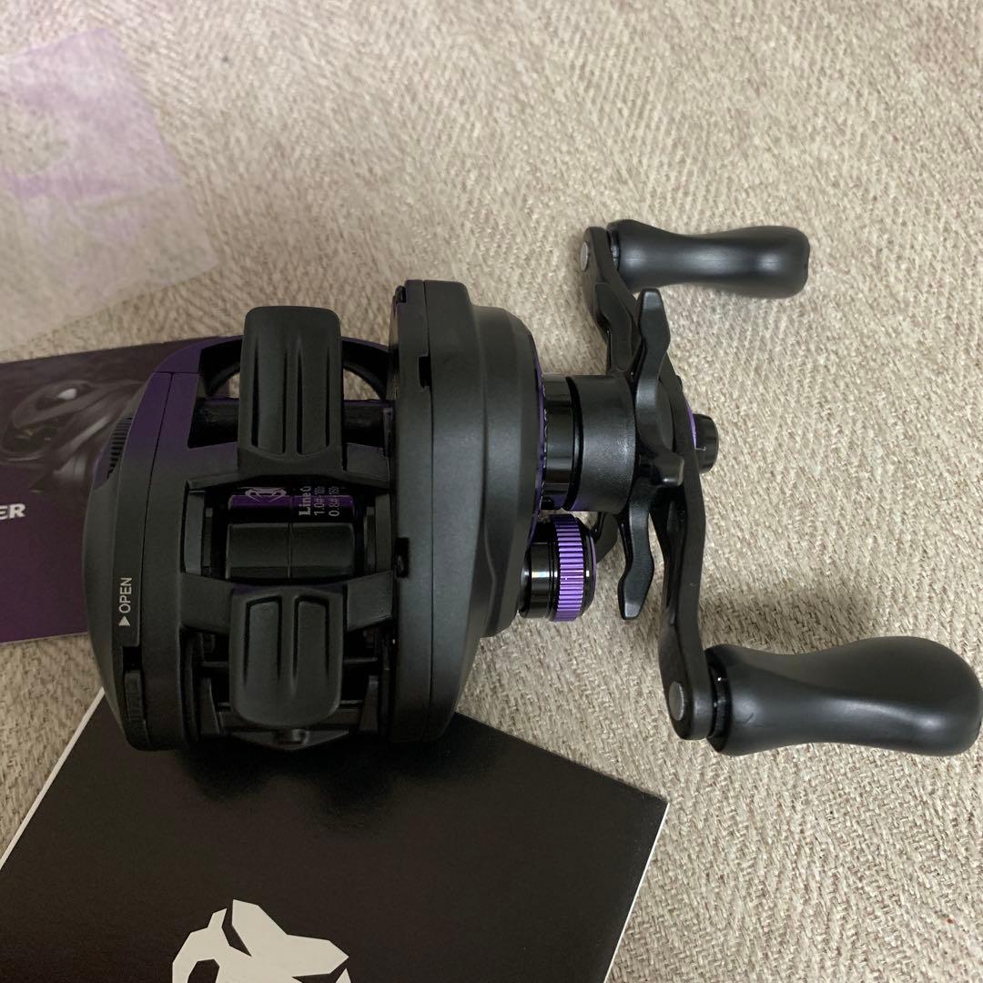 人気 kingdom MICRO MONSTAR PRO 左巻き ベイトリール