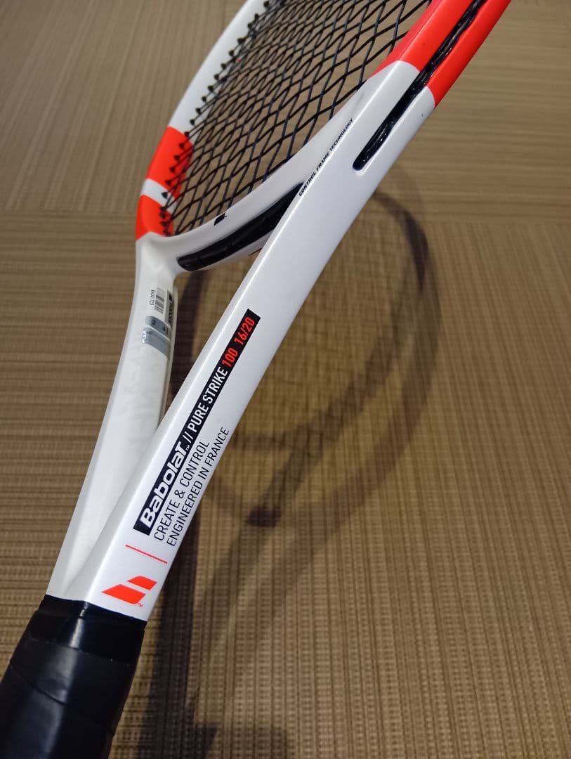 Babolat　ピュアストライク　PURE　STRIKE 100