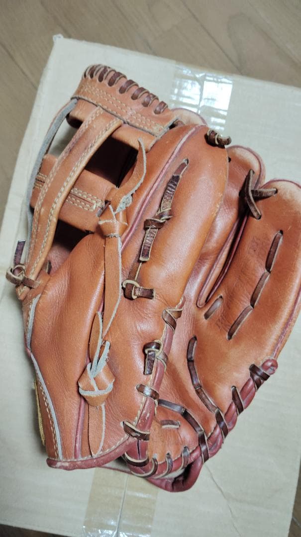 玉澤硬式用グラブ(The pro DELUXE)