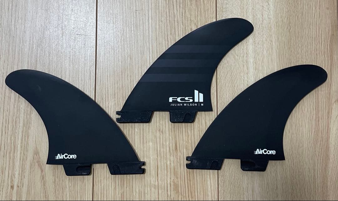 FCS2 フィン　JULIAN WILSON TRI FIN SET Mサイズ