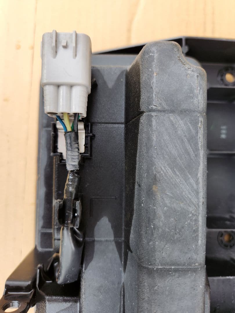 日野純正テールランプ