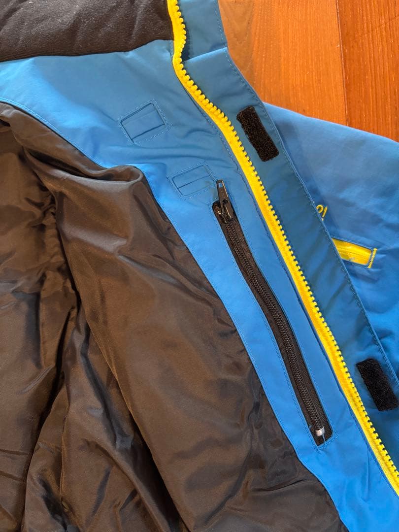 ISBJÖRN イスビョン　子ども　スキーウェア　146/152 セットアップ