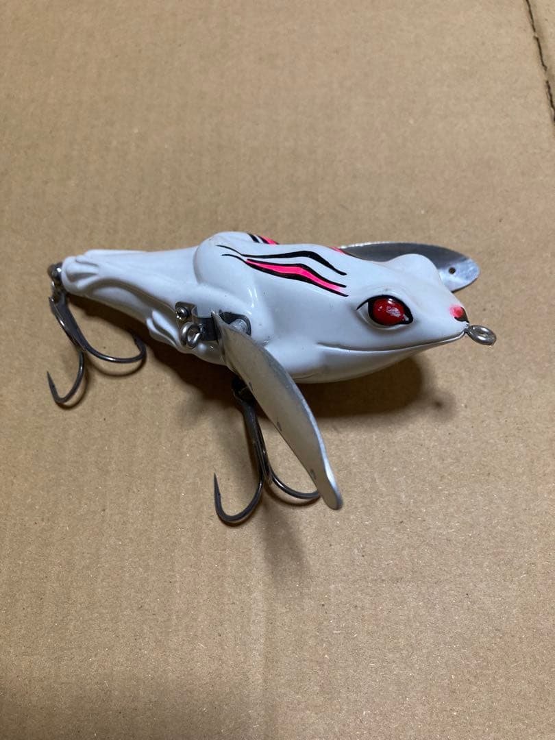 ガラクタ屋 カヲル