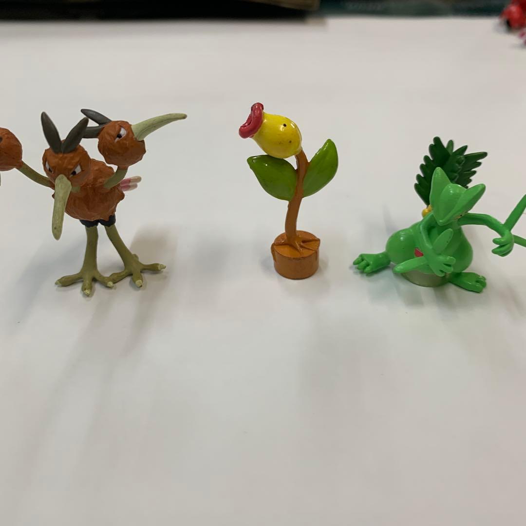 ポケモン　ガチャガチャ　レアなフィギュアセット 34体