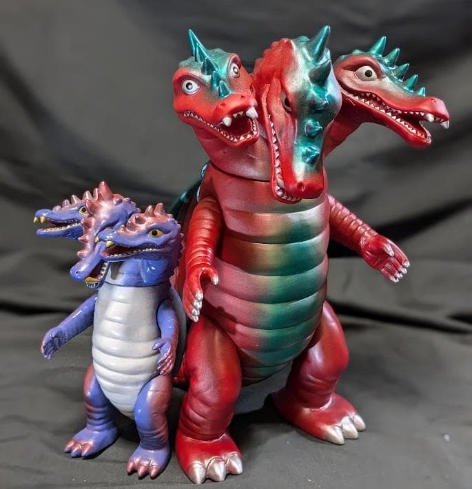 ジャイアント＆スタンダード　三つ首竜「スペクトルマン」（マスダヤ復刻）２体セット
