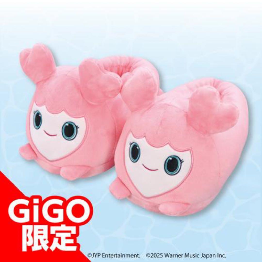 TWICE LOVERYS ぬいぐるみスリッパgigo ツウィ&モモ　おまけ付き