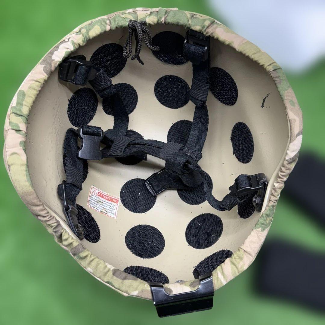 寶 米軍？マルチカム ヘルメット マウント付き アーミー サバゲー ミリタリー