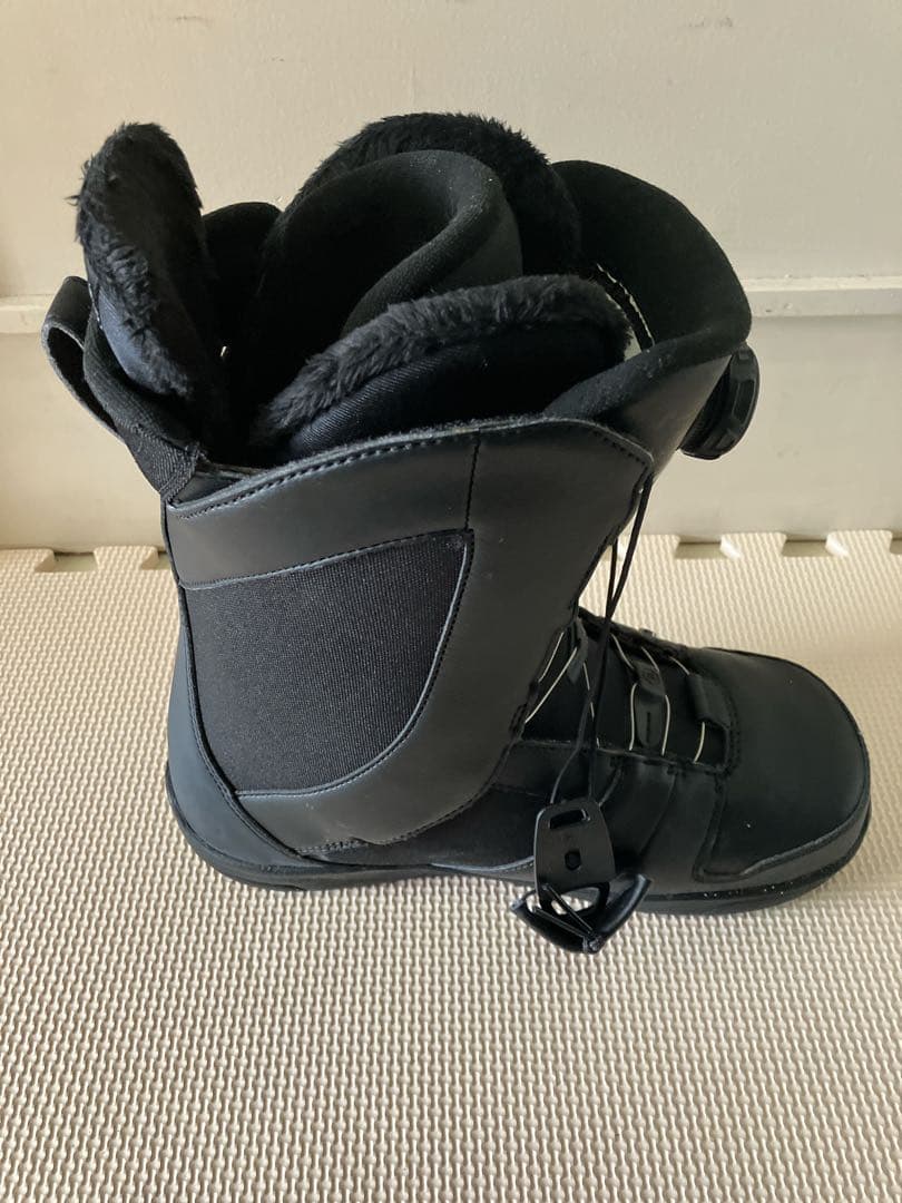 【美品】26cm RIDE SAGE ボア スノーボードブーツ(女性用)