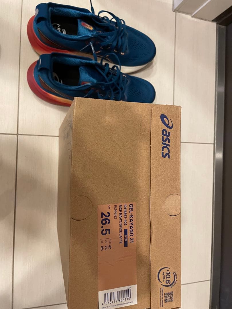 アシックス GEL-KAYANO31【美品】