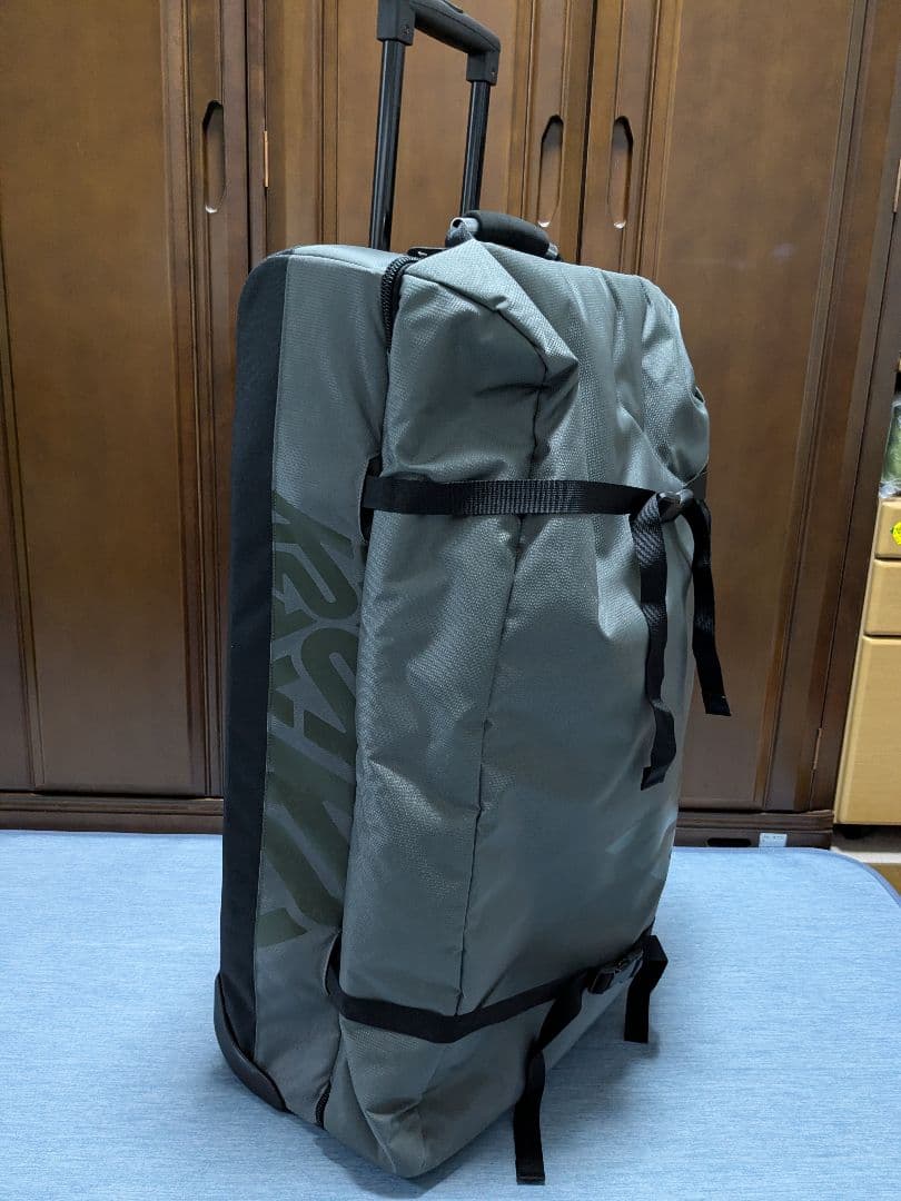 K２ 大容量 キャリーバッグ（新品、未使用）