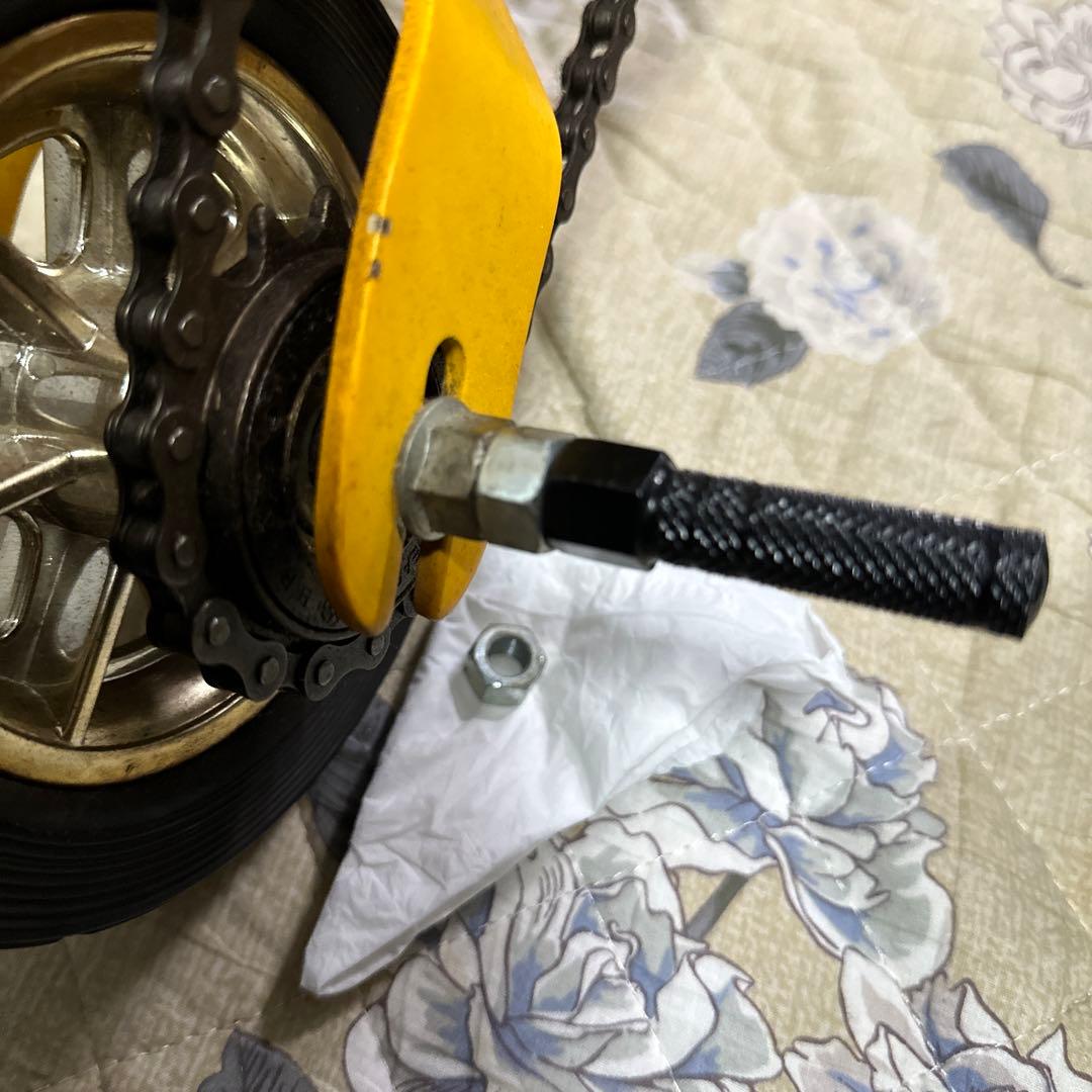 超小径自転車　リヤ左右ハブステップ付き