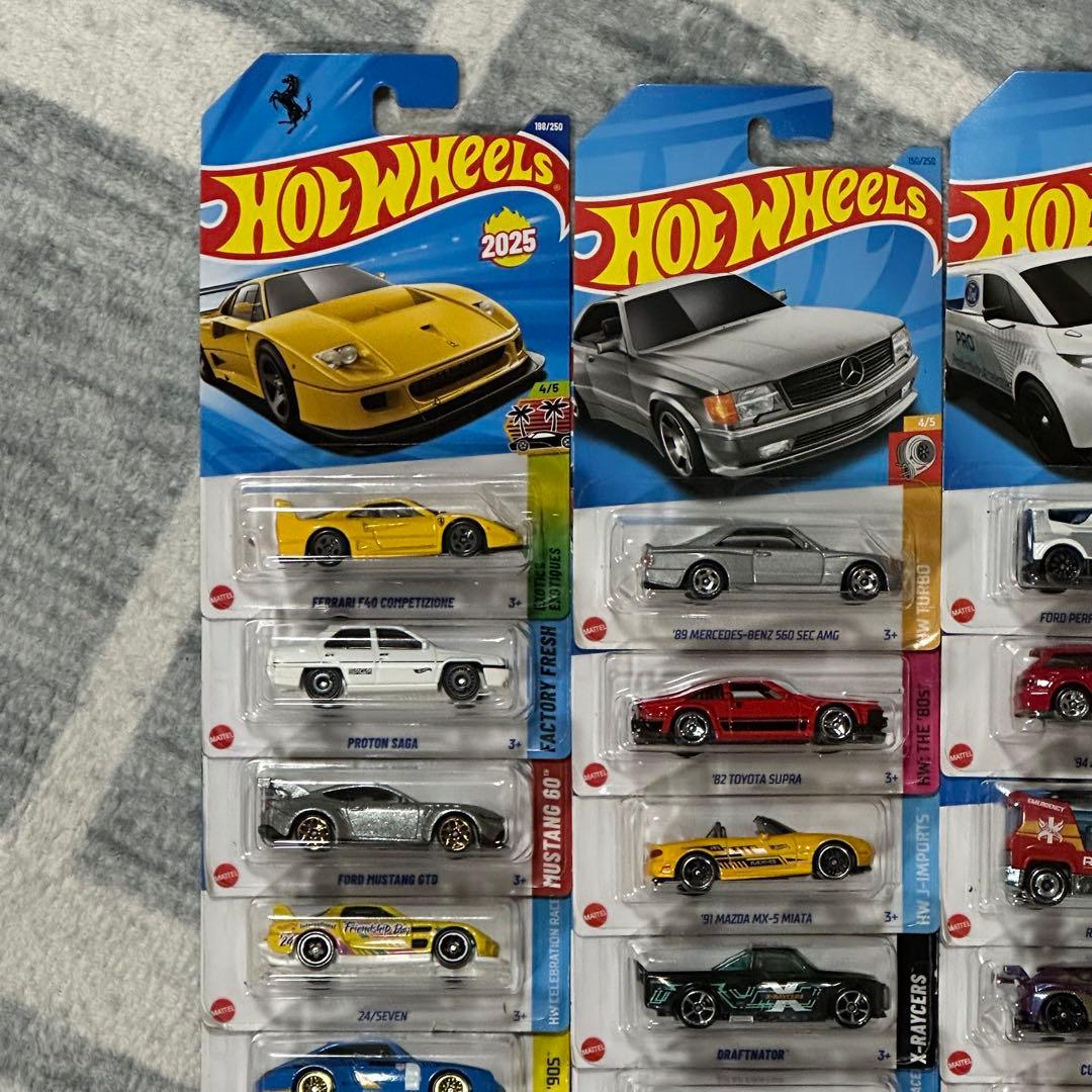 ホットウィール ベーシック 36台セット⑨ フェラーリ スープラ等